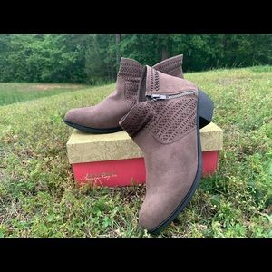 American Rag ankle boots
